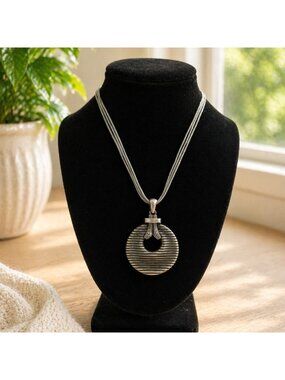 Vintage Silver-Tone Statement Necklace With Ribbed Round Pendant & Multi-Strand